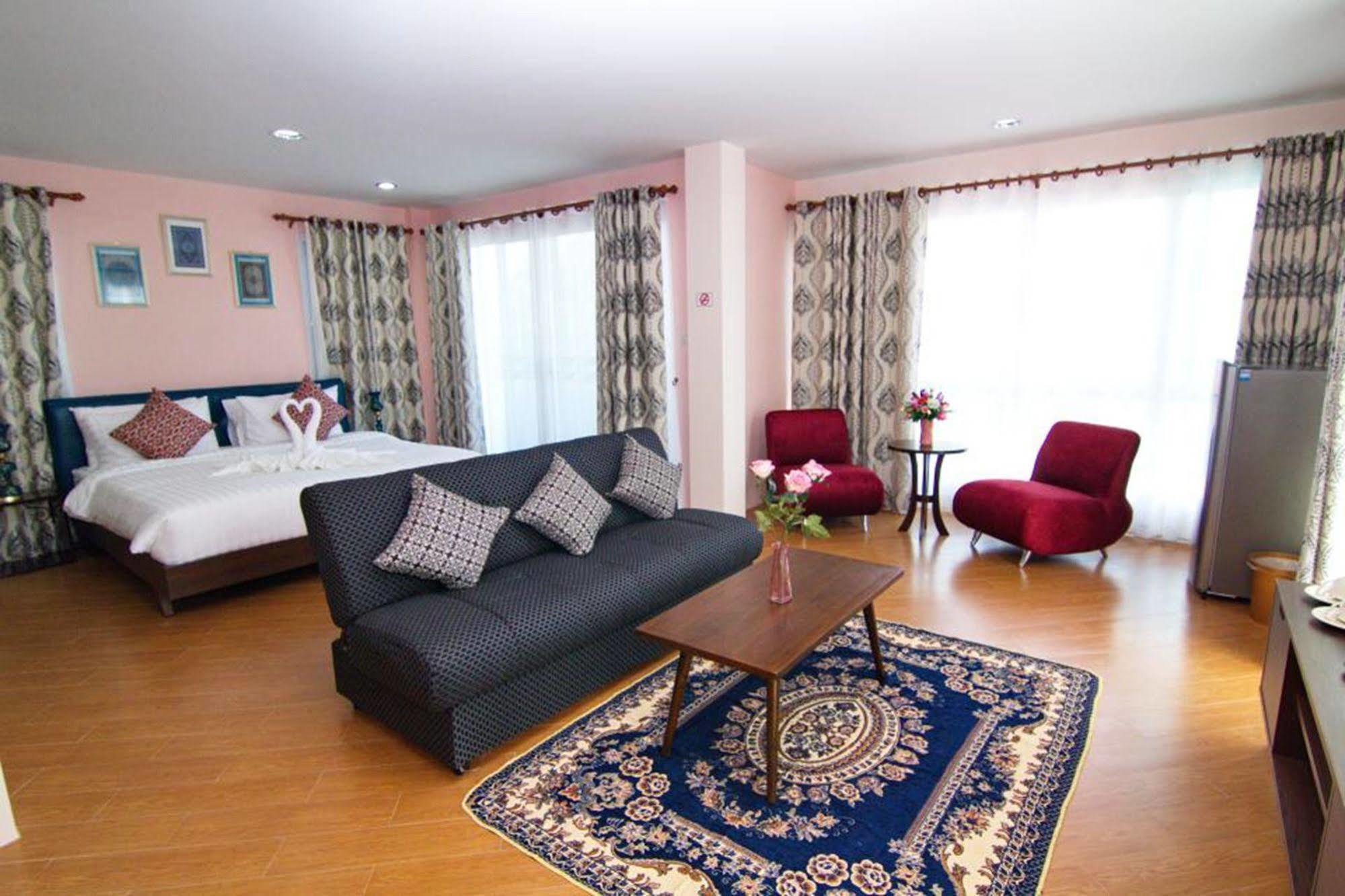 Chowdhury Boutique House Chiang Mai Exteriör bild